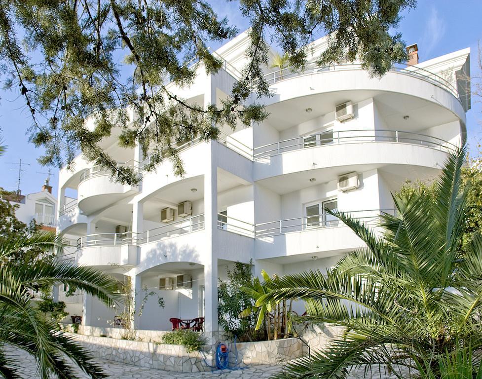 Apartments Villa Kukoljac Херцег-Нови Экстерьер фото